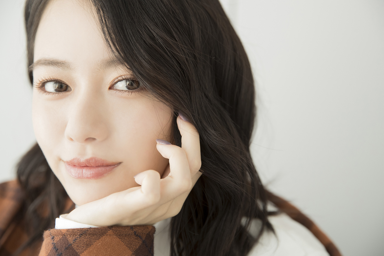 Pick Up Actress 山本舞香 Hustle Press Official Web Site