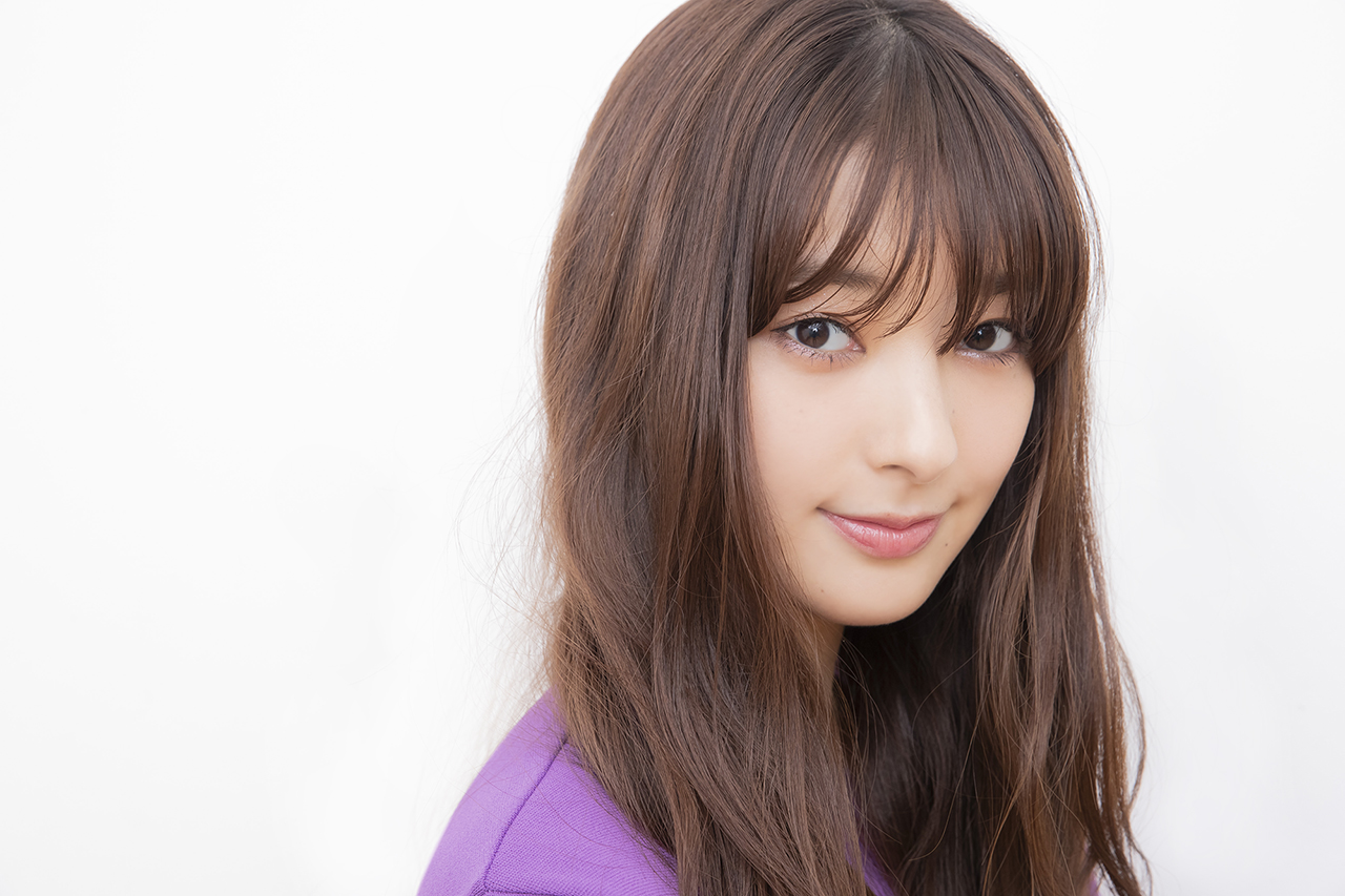 Fresh Actress 宮本茉由 Hustle Press Official Web Site