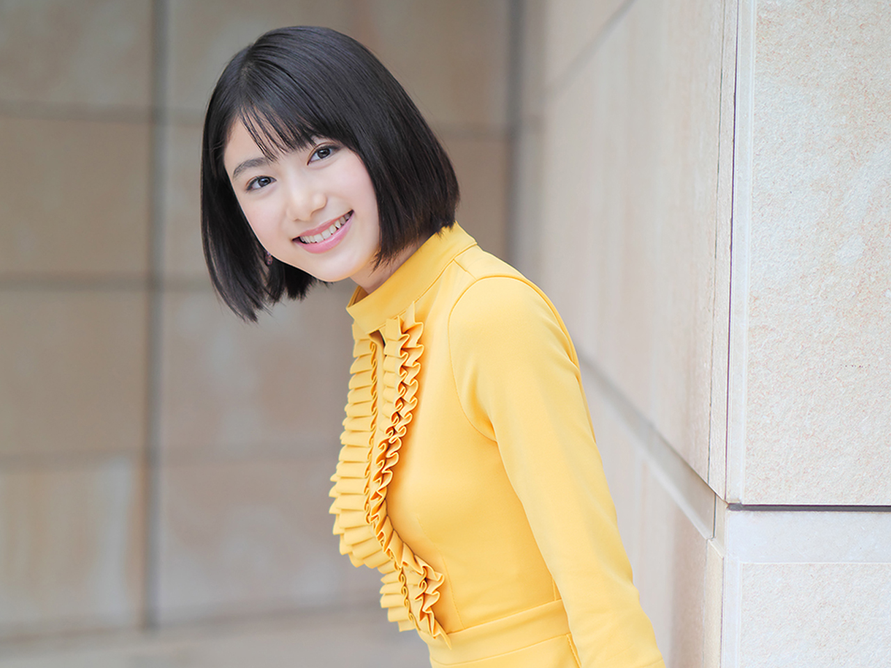 Fresh Actress 池間夏海 Hustle Press Official Web Site