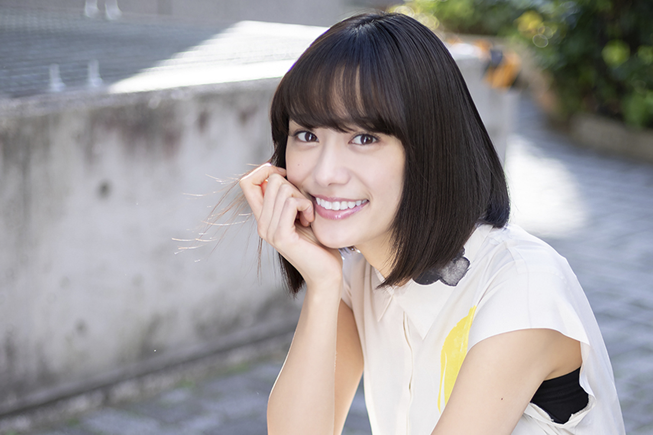 Fresh Actress 吉田志織 Hustle Press Official Web Site